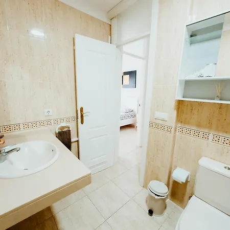 Spacious 2 Bedroom Golden By Aqua Vista Tenerife Apartment Callao Salvaje