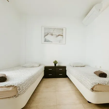 Spacious 2 Bedroom Golden By Aqua Vista Tenerife Callao Salvaje